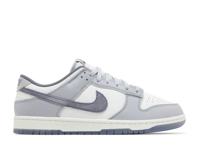 Nike Dunk Low SE Light Carbon Side