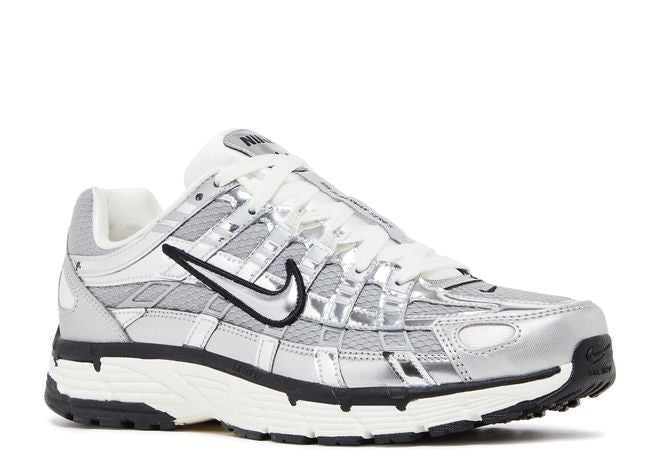 Nike P-6000 Metallic Silber